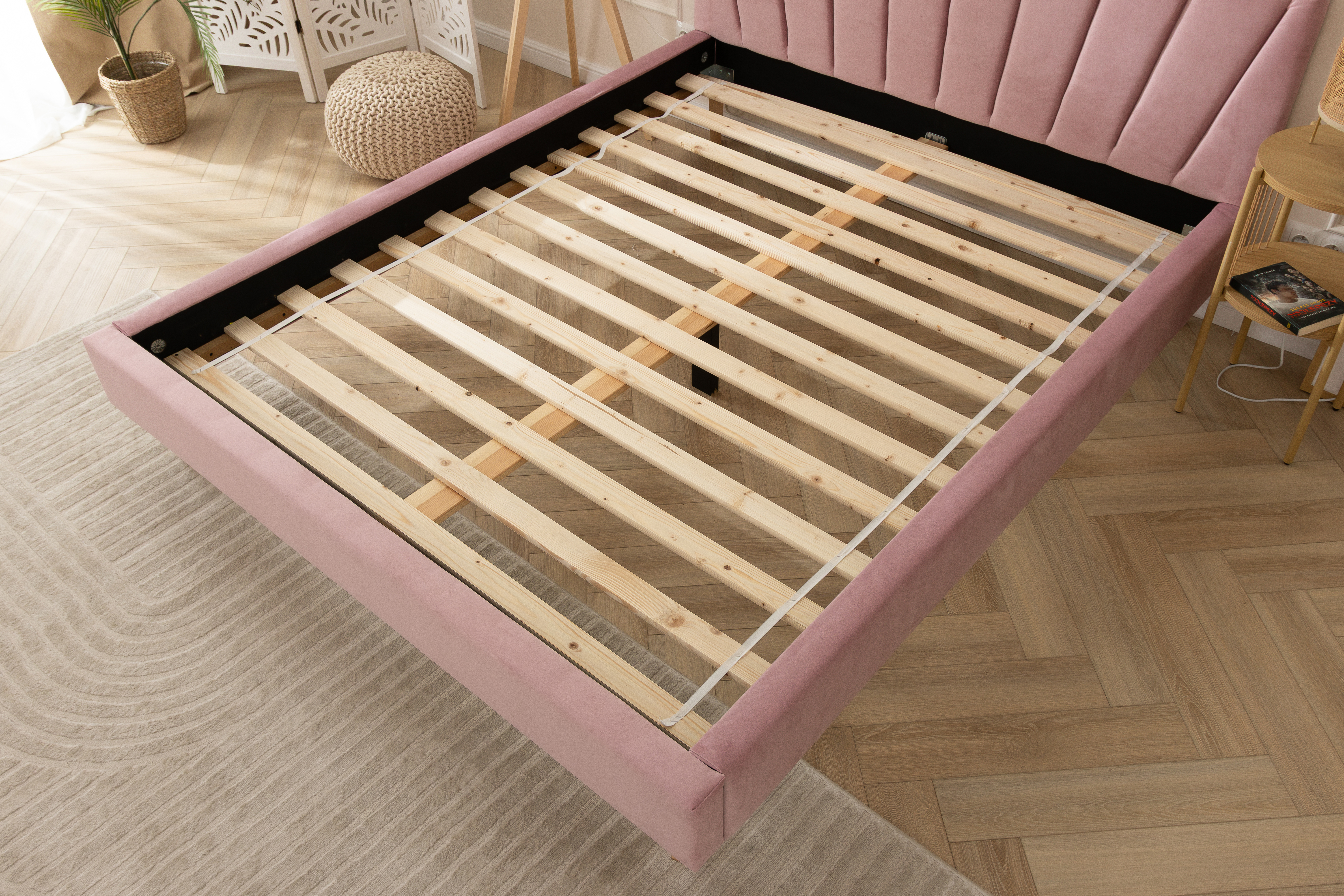 Čalouněná postel HEAVEN 120x200 Paris vínová